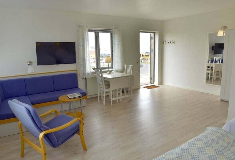 オーシャンビュースタンダードルーム, Hvalpsund Færgekro