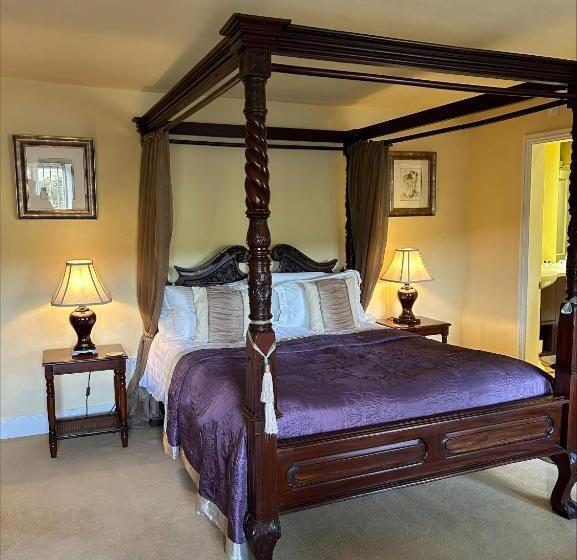 Номер Deluxe Кровать Кинг, Moresby Hall Country House