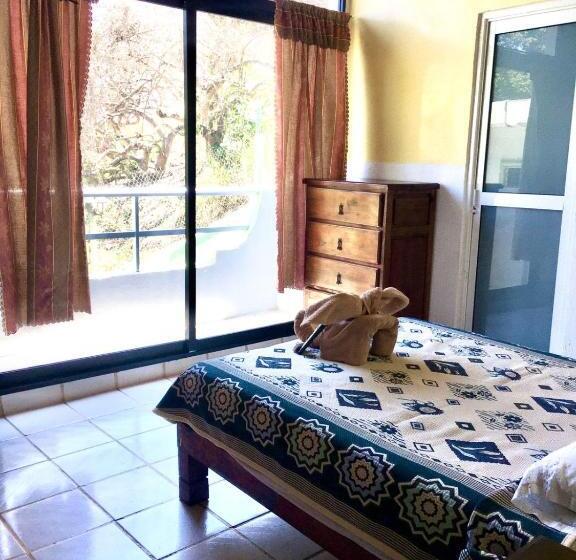 Номер Стандарт с Балконом, Posada Las Graditas