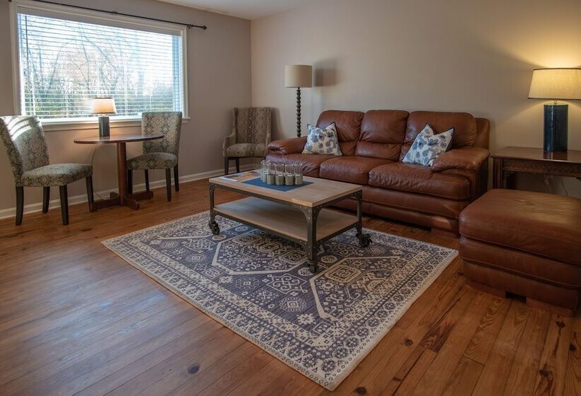 1间卧室的房子, Allenberry Resort