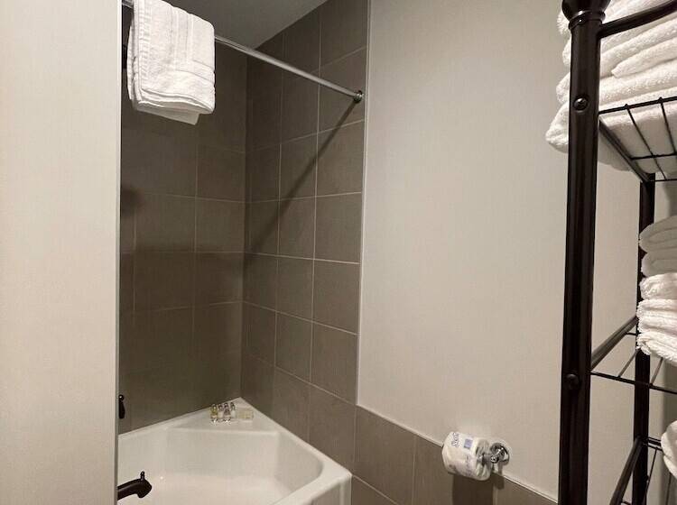 标准间, Allenberry Resort