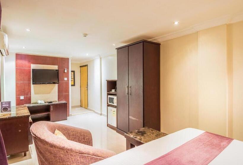 スタンダードルーム, Nawarah Al Takhassusi