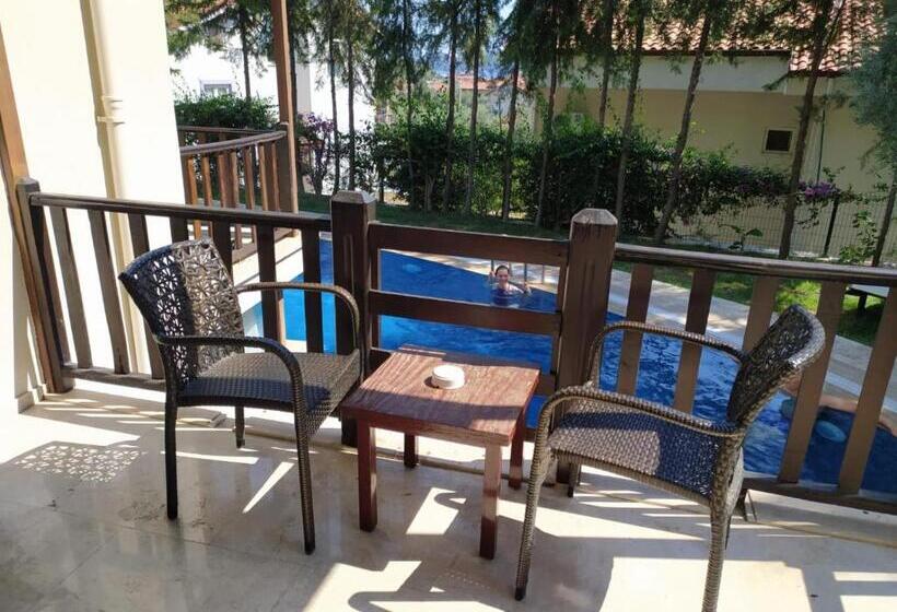Номер Стандарт с Балконом, Alya Hotel Göcek