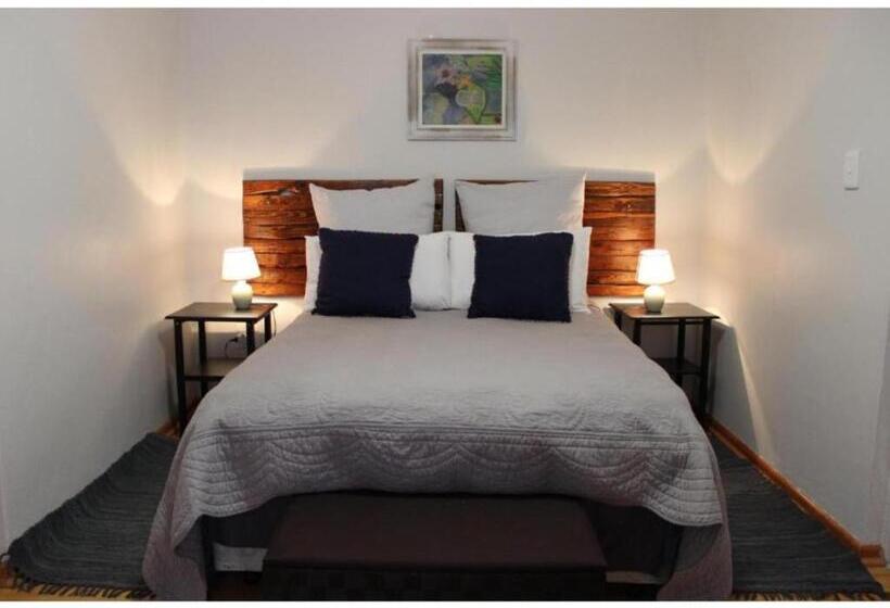 سوییت, Gorilla African Guest House