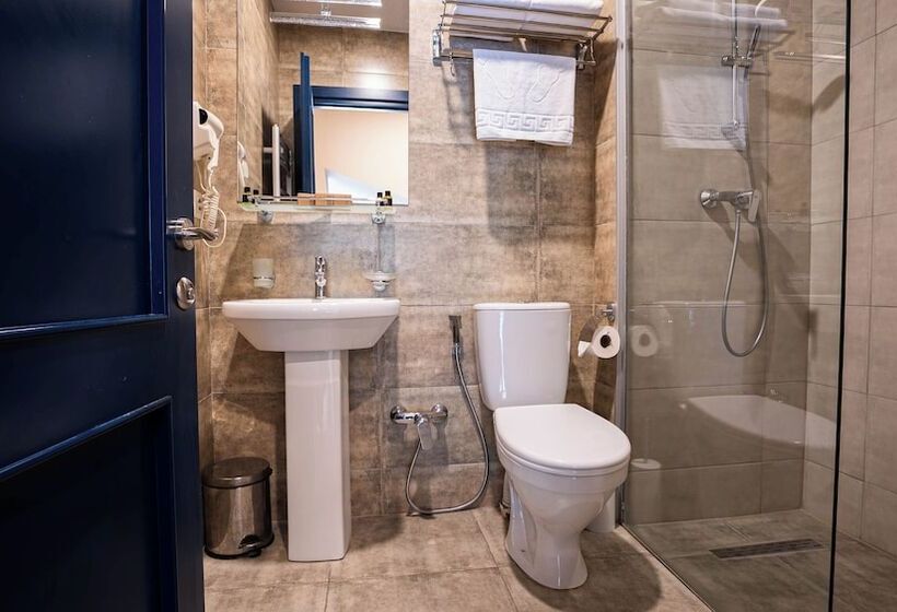 اتاق خانوادگی, Gudauri Inn