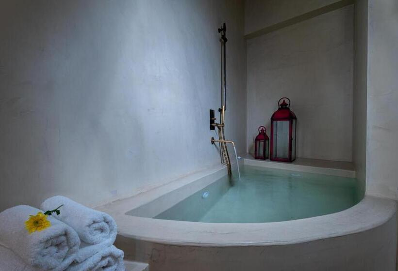 Президентский Люкс, Mythical Blue Luxury Suites