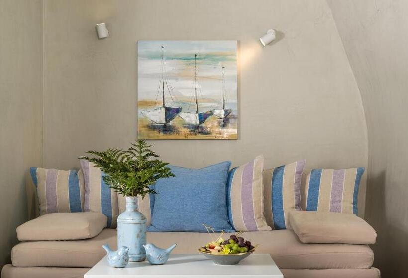 Полулюкс с Гидромассажем, Mythical Blue Luxury Suites