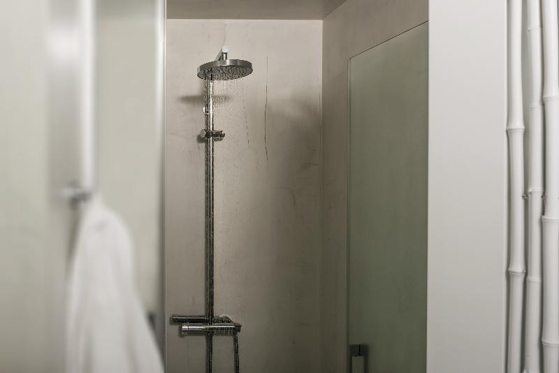 Полулюкс с Гидромассажем, Mythical Blue Luxury Suites