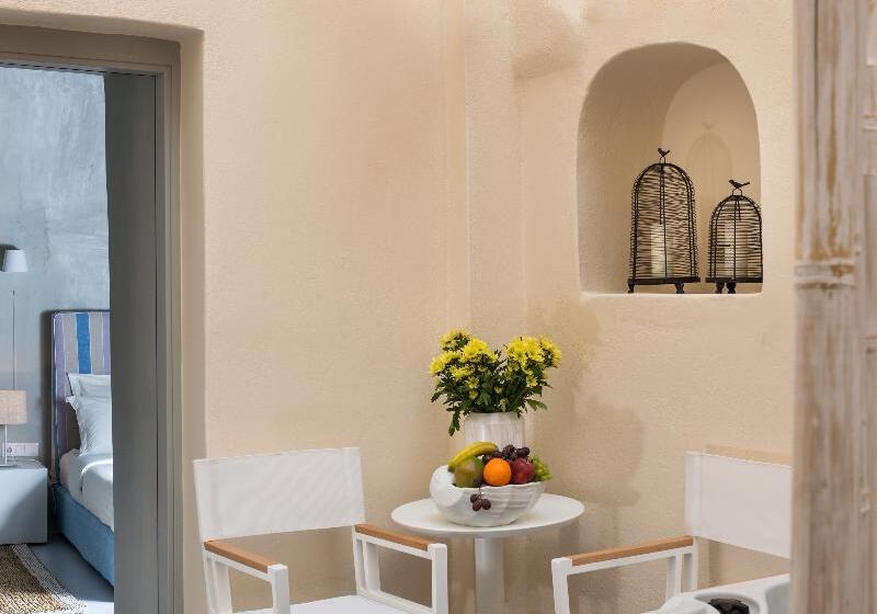 Полулюкс с Гидромассажем, Mythical Blue Luxury Suites