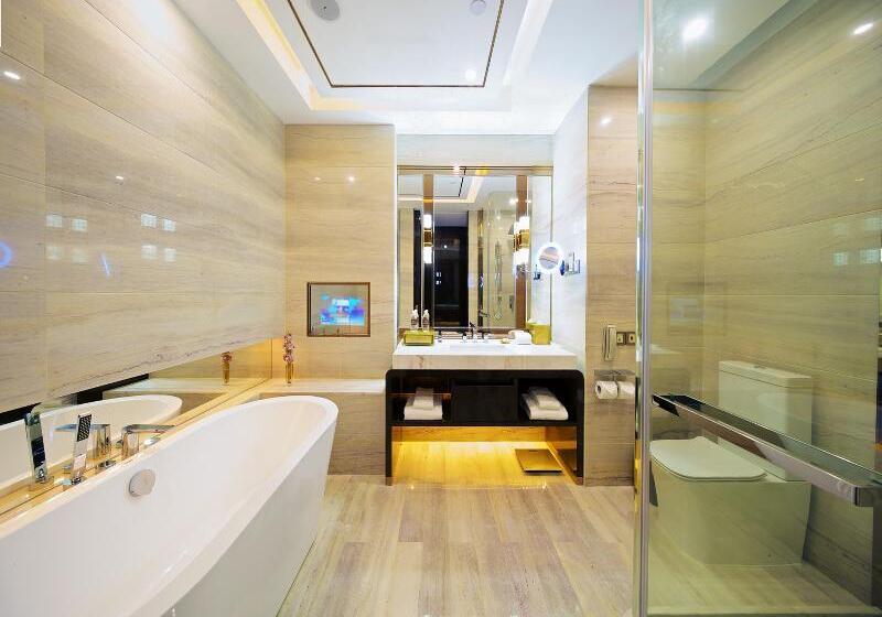 디럭스 룸, Royal Garden  Shanghai