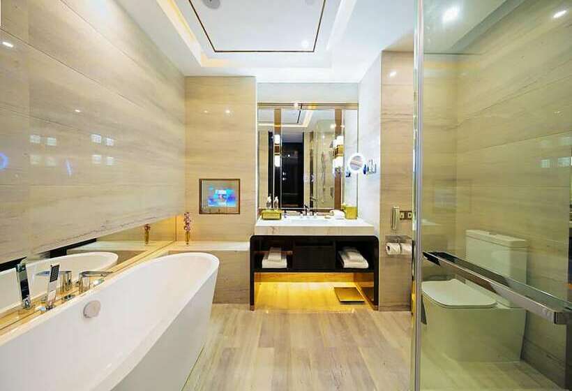 디럭스 룸 가든 전망, Royal Garden  Shanghai