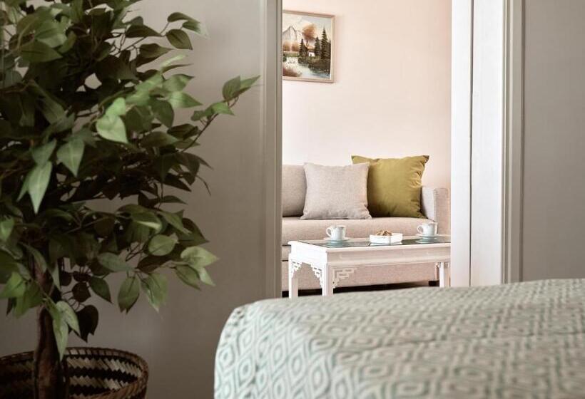 Семейный Номер, Stefania Apartments