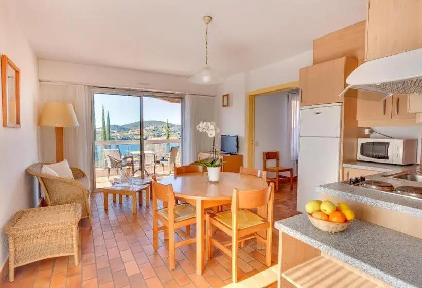 آپارتمان 3 خوابه با چشم‌انداز دریا, Village Club Les Mas De L'esterel