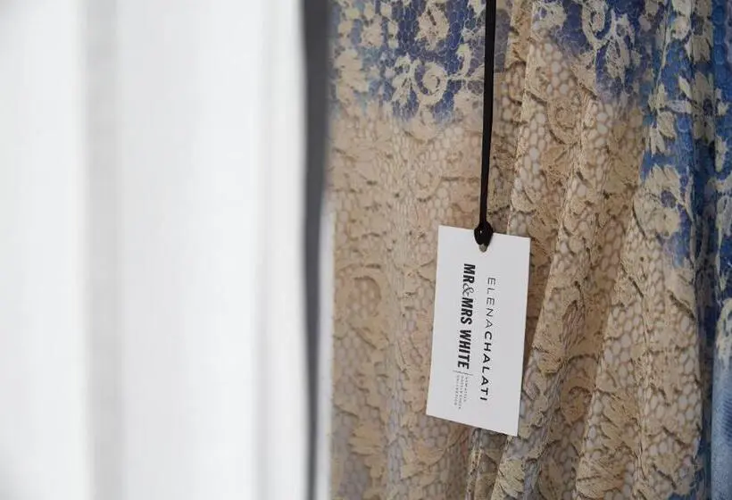 ガーデンビュースイート, Mrs. Armelina By Mr&mrs White Hotels