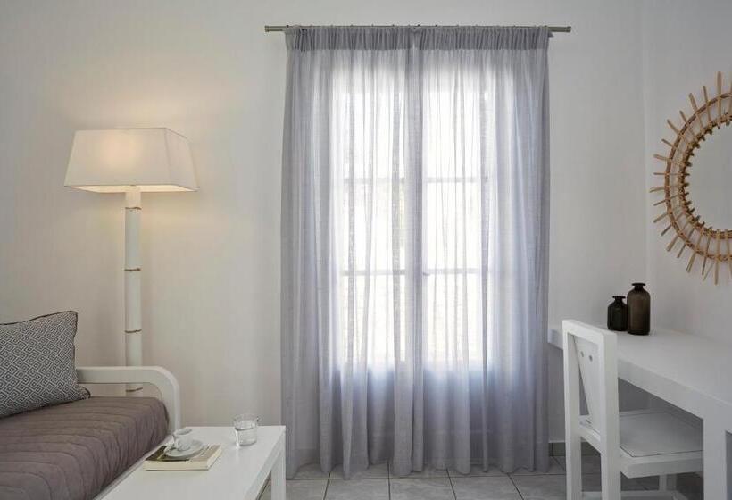 Люкс Вид на Сад, Mrs. Armelina By Mr&mrs White Hotels