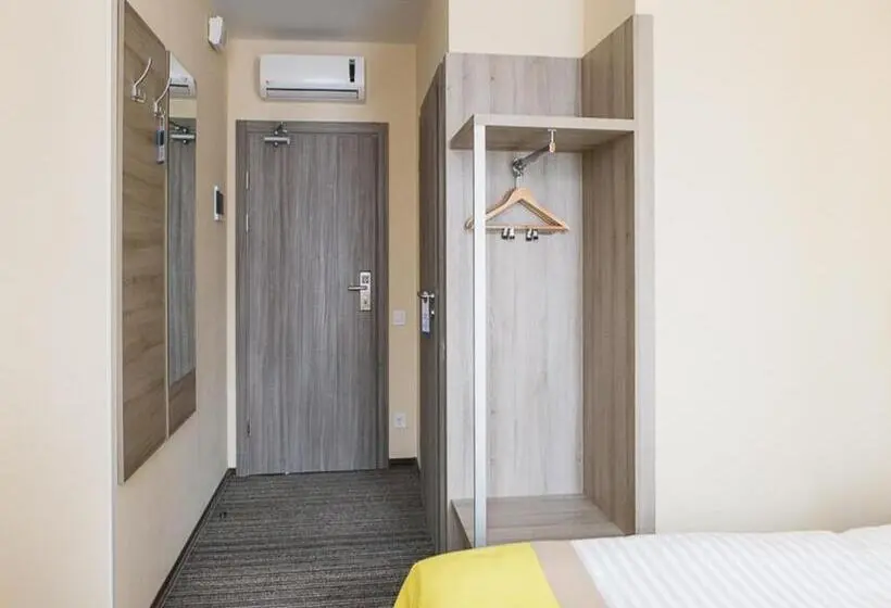Standard-huone, Raziotel Kyiv Yamska