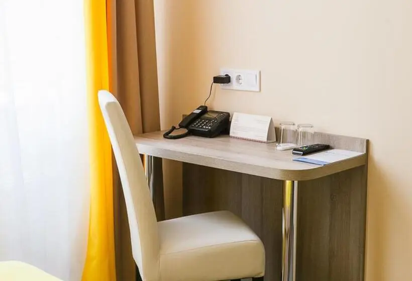 Standard-huone, Raziotel Kyiv Yamska