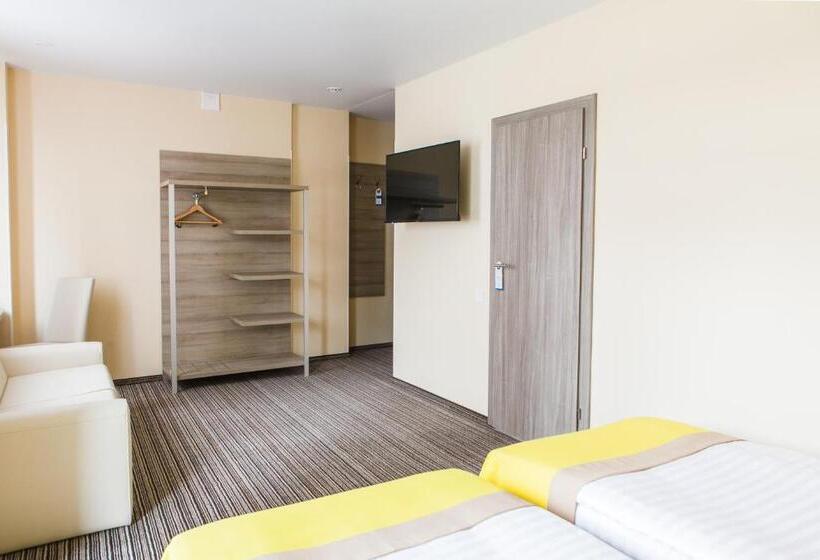 Pokój Superior, Raziotel Kyiv Yamska