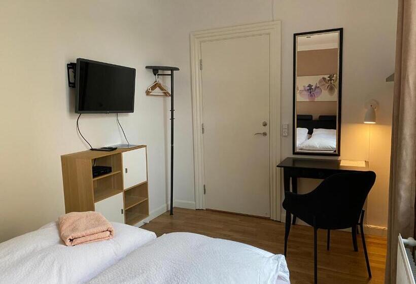 带共用浴室的标准房间, Davaa's Bed & Breakfast