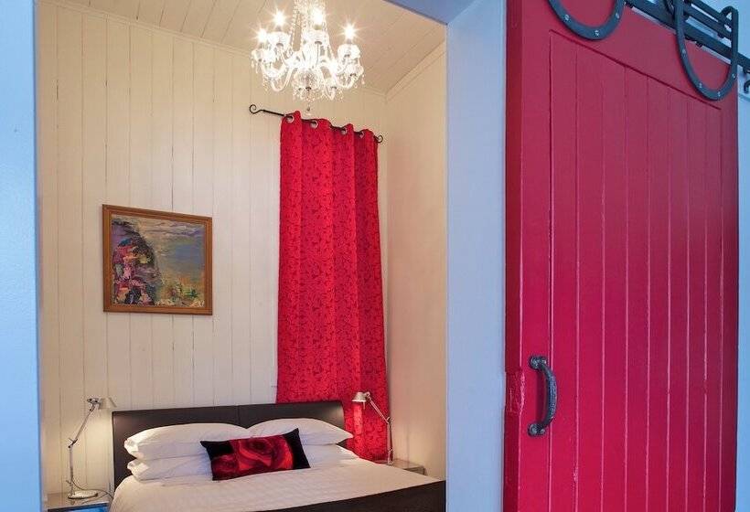 בית, 3 חדרי שינה, The Factory