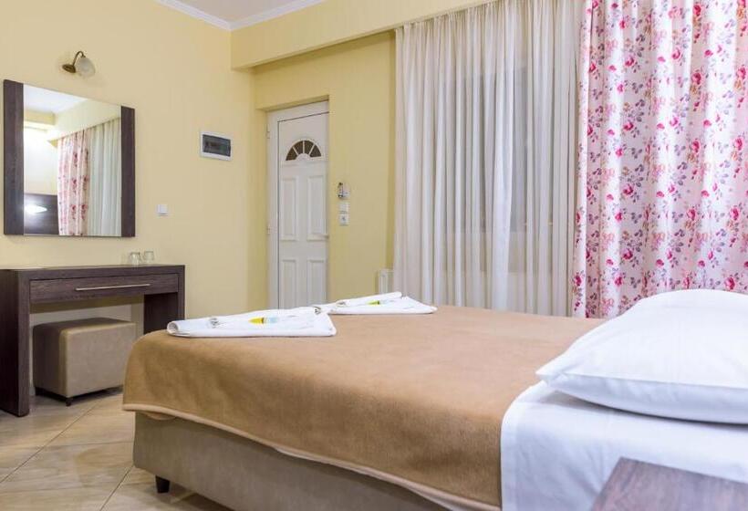 اتاق استاندارد یک نفره, Santa Rosa Hotel & Beach