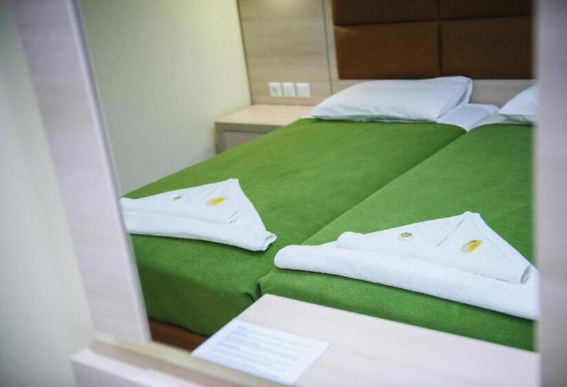 اتاق استاندارد, Santa Rosa Hotel & Beach