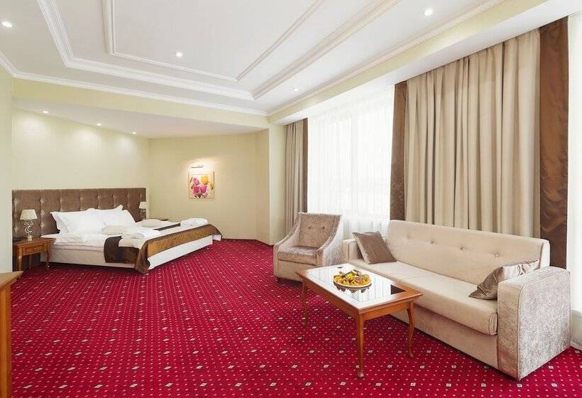 اتاق لوکس, Zvyozdny Hotel Wellness & Spa