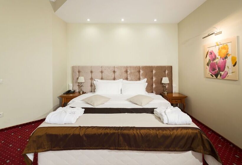 اتاق لوکس, Zvyozdny Hotel Wellness & Spa