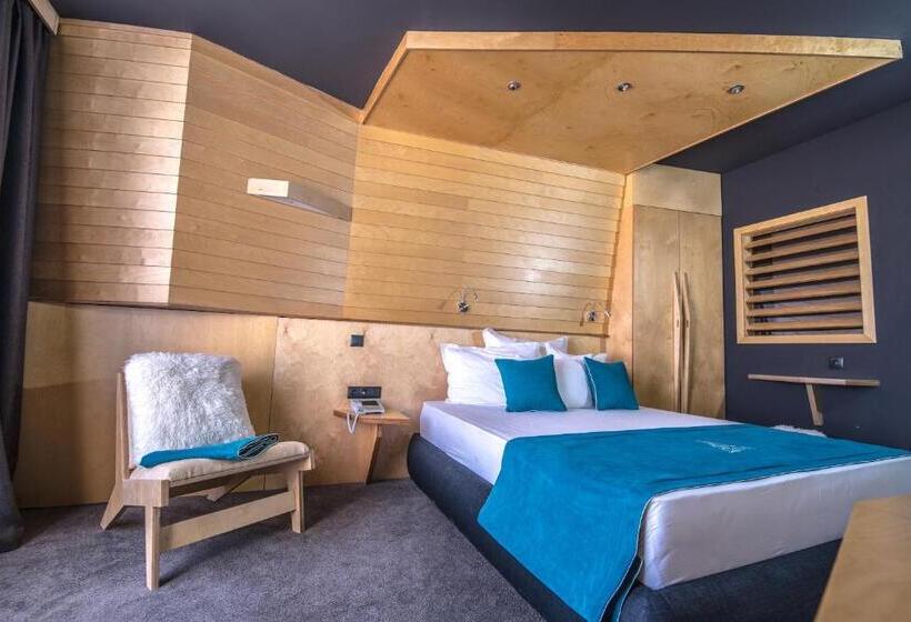 غرفة قياسية مزوَّدة بشُرفة, Arte Spa & Park