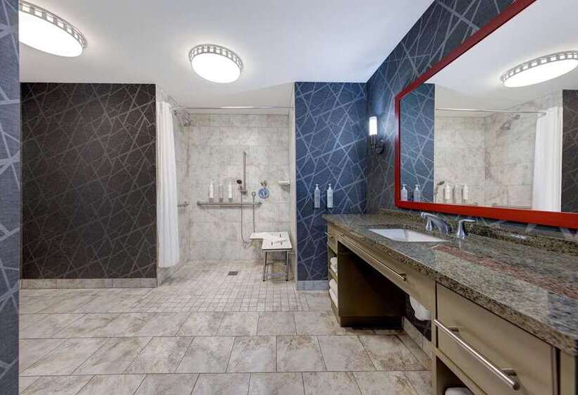 Люкс, Home2 Suites By Hilton Montreal Dorval