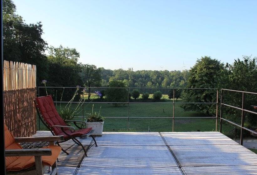 Люкс Вид на Сад, La Passiflore B&b