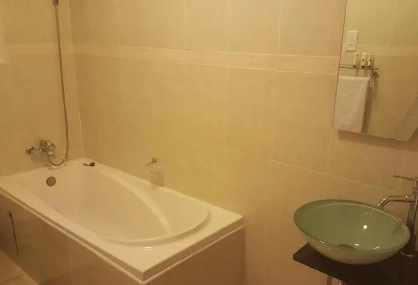 اتاق استاندارد با چشم‌انداز باغ, Mathlyn Guest House