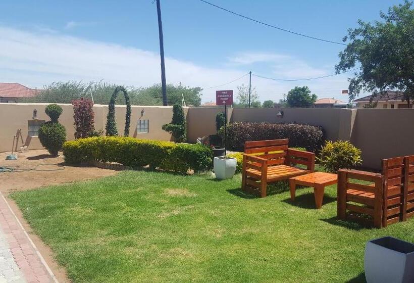 اتاق استاندارد با چشمانداز باغ, Mathlyn Guest House
