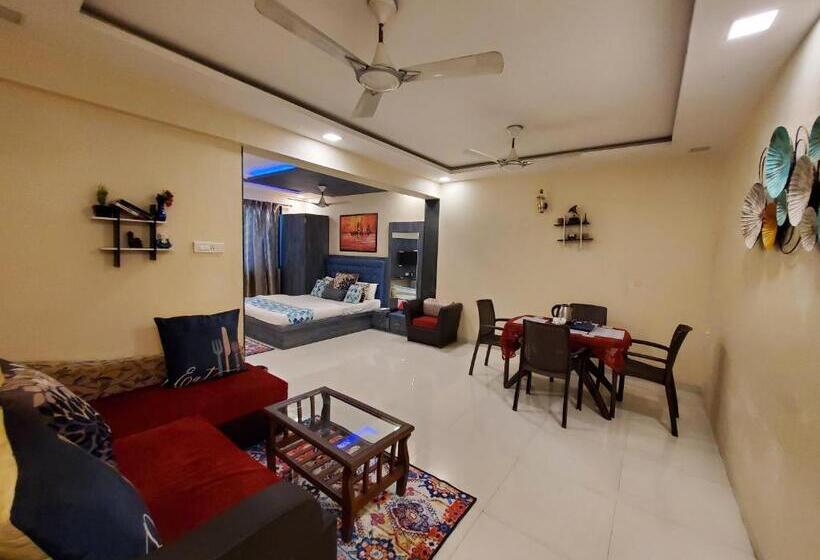 Family Suite, Mari Aai Residency