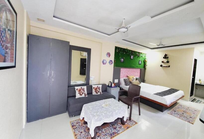 Люкс Повышенной Комфортности, Mari Aai Residency