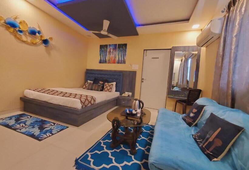 Люкс Повышенной Комфортности, Mari Aai Residency