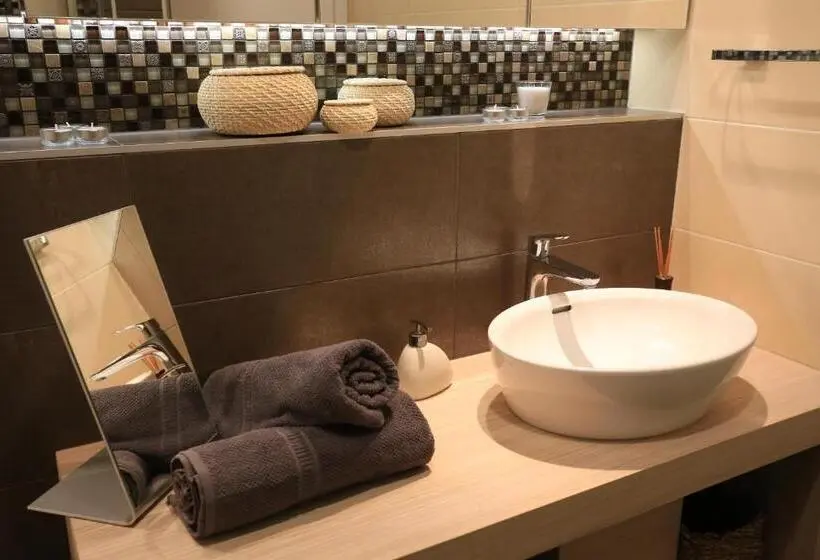 バルコニー付き１ベッドルームアパートメント, Apartments & Rooms Mareta Exclusive