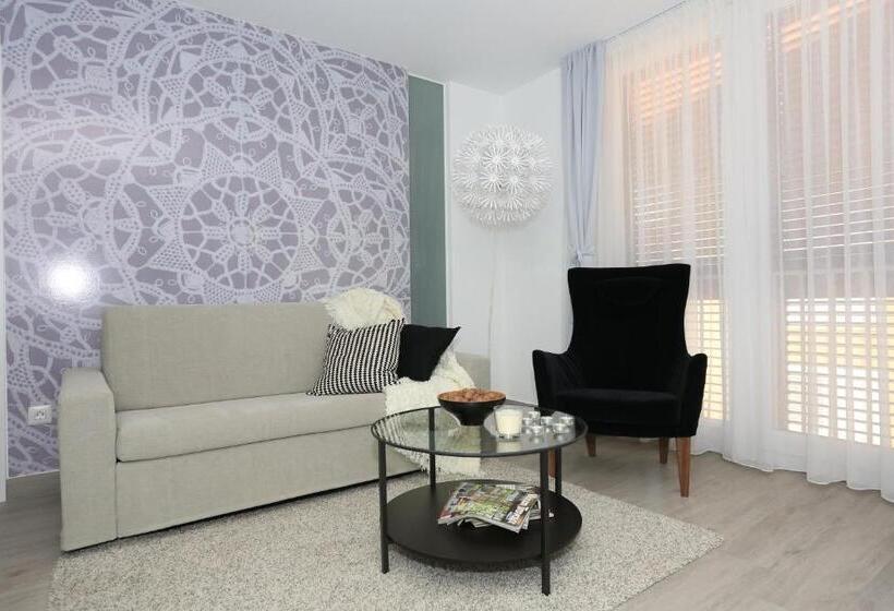 带1个卧室的公寓, Apartments & Rooms Mareta Exclusive