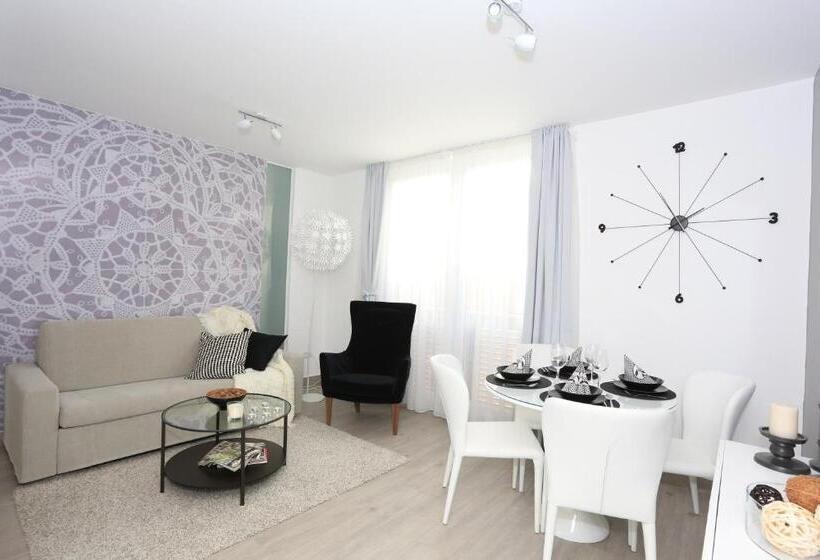 带1个卧室的公寓, Apartments & Rooms Mareta Exclusive