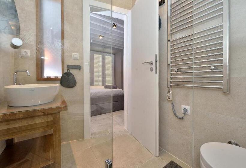 带城市景观的标准间, Apartments & Rooms Mareta Exclusive