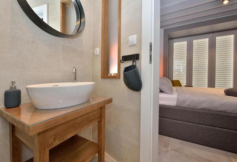 Номер Стандарт Вид на Город, Apartments & Rooms Mareta Exclusive