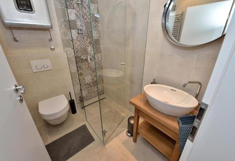 带城市景观的标准间, Apartments & Rooms Mareta Exclusive