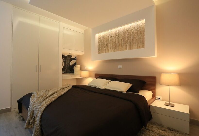 带1个卧室的带阳台的公寓, Apartments & Rooms Mareta Exclusive