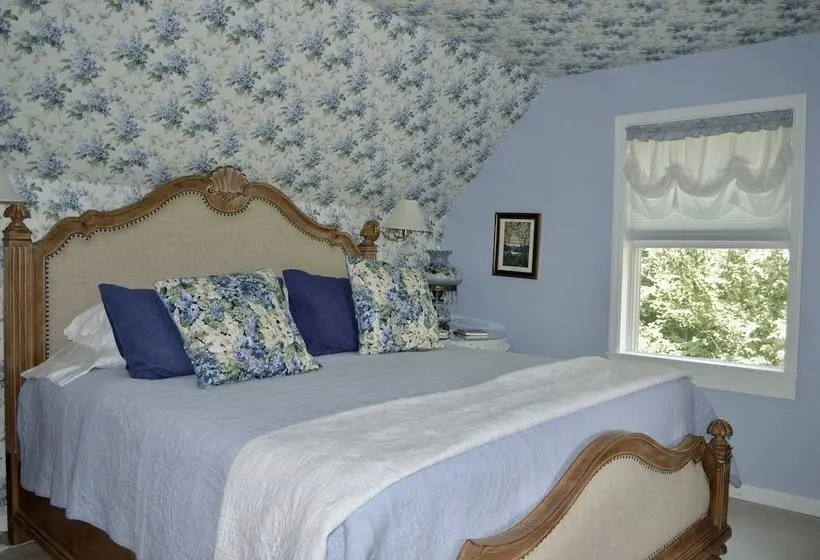 ダブルベッドスタンダードルーム, Bald Mountain House Inn At The Wolf Laurel Resort