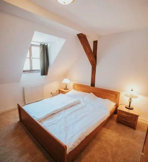 スイート, Resla Residence I, Ii