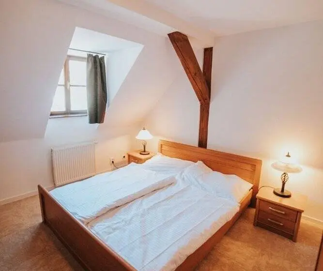 スイート, Resla Residence I, Ii