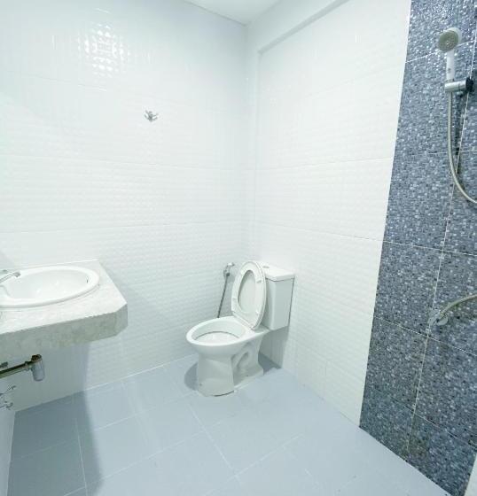 带大床的标准间, Tanatnan