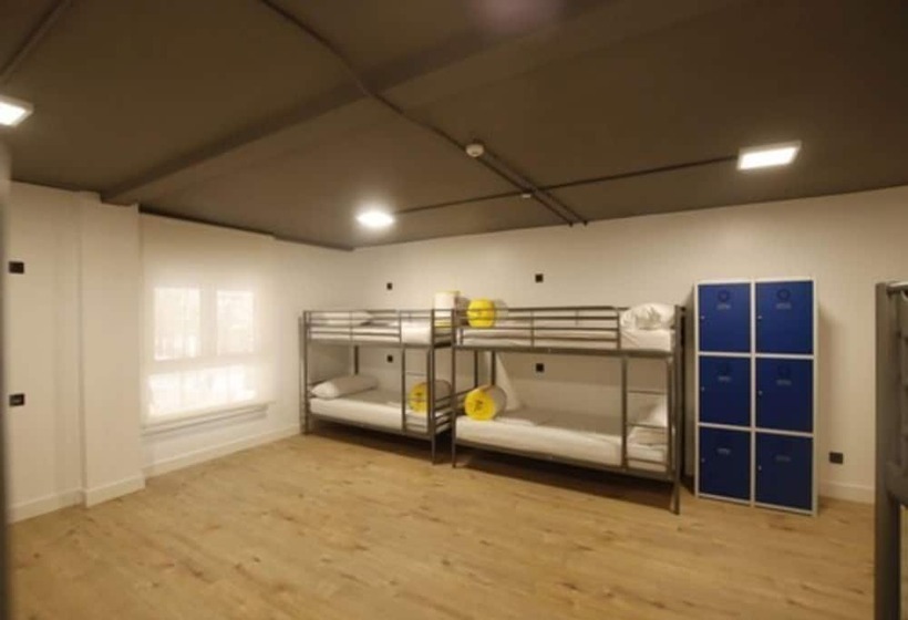 تختخواب در اتاق مشترک, Bilbao Metropolitan Hostel By Bossh Hotels