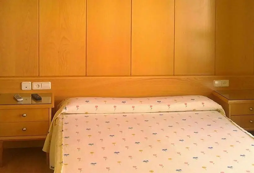 Standardrum, Hostal Centro Ejido