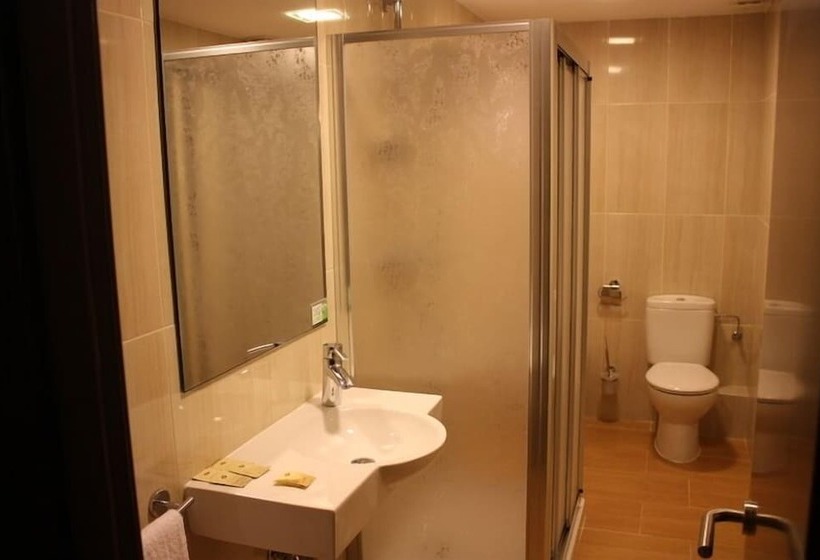 Апартаменты 1 Спальня, Hostal Rocamar